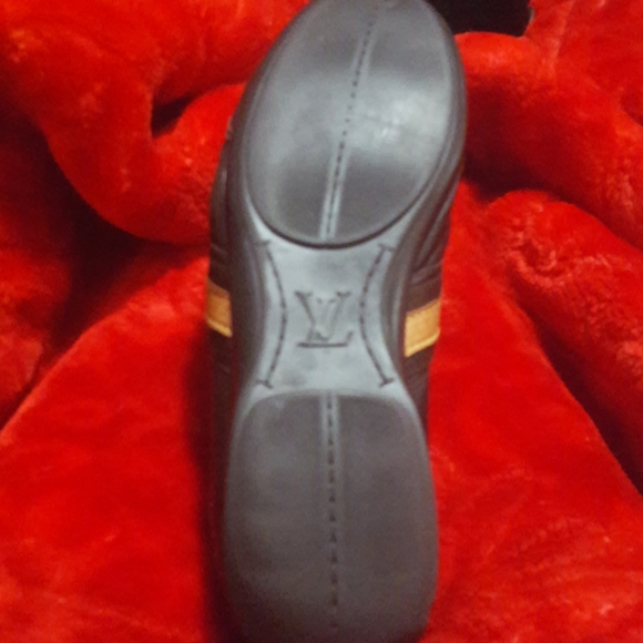 Louis vuitton sneakers - Picture 3 of 4
